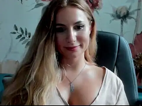 SweetLissi online show from 08.04.26