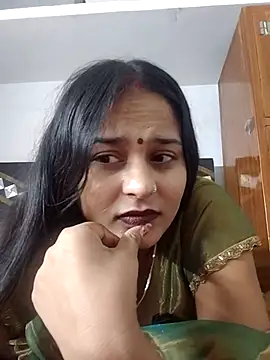 Snapshot of Mummy_jii1 chatting on 07.29.26 Mummy jii1 online show from 07.29.26