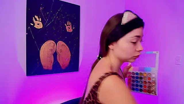 mia bornner online show from 06.25.26