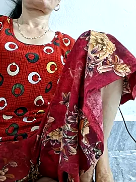 Snapshot of Mammi_x chatting on 06.23.26 Mammi x online show from 06.23.26