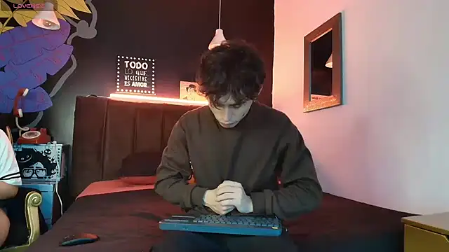HiiddenDesire online show from 07.04.26