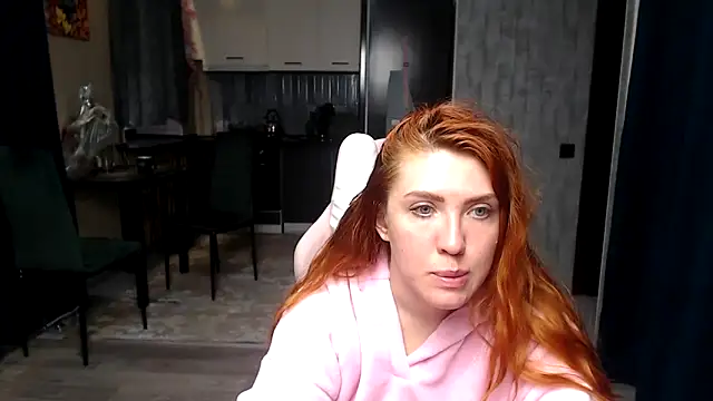 Reginasmilee online show from 04.08.26