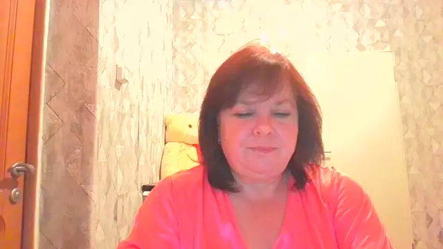 Snapshot of HannahAna39 chatting on 07.26.26 HannahAna39 online show from 07.26.26