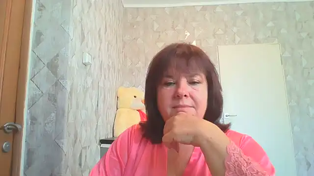Snapshot of HannahAna39 chatting on 07.27.26 HannahAna39 online show from 07.27.26