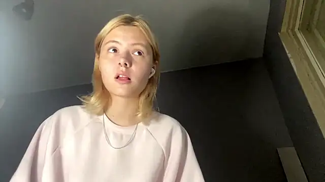 Jeneienal 1 online show from 07.09.26