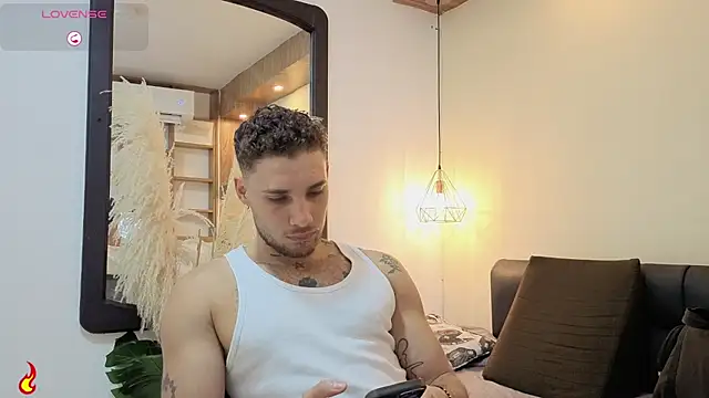 Kiing 001 online show from 08.08.26