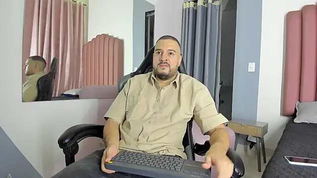 Nicola D Angelo online show from 07.25.26