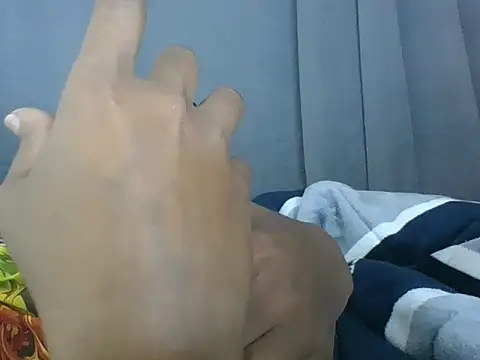 hot-peaches22 online show from 07.27.26
