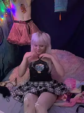 LilyMintyx online show from 07.06.26