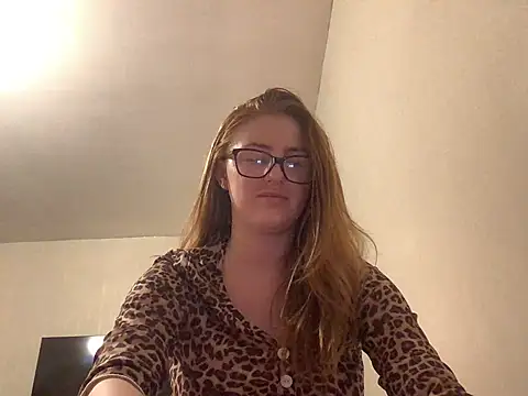 Redvelvetxx2 online show from 06.26.26