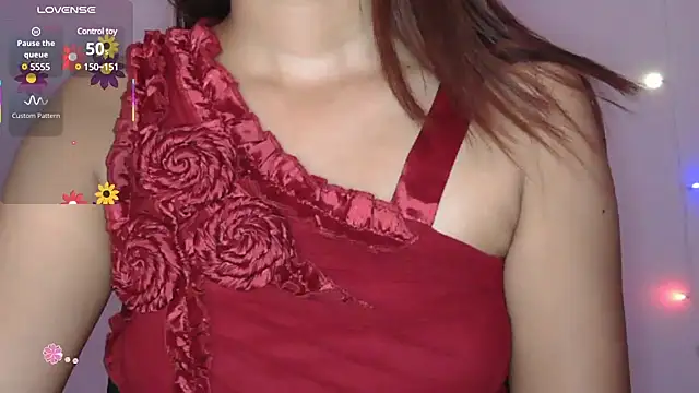 Trishas Stream online show from 02.07.25