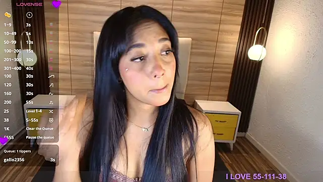 Snapshot of charlotte_2015 chatting on 07.01.26 charlotte 2015 online show from 07.01.26