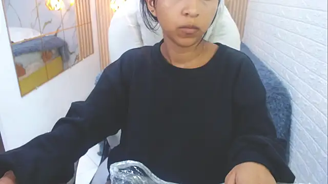 girl p  online show from 07.01.26