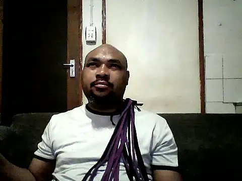 SWEETLEO online show from 07.04.26