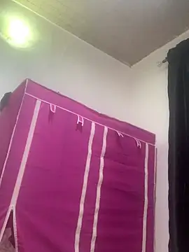 DebbyTee08 online show from 07.24.26