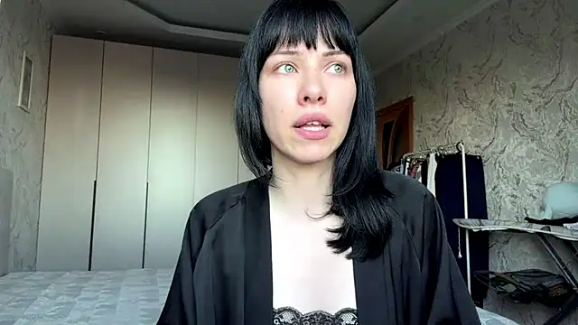 DomenicaLowe online show from 07.07.26