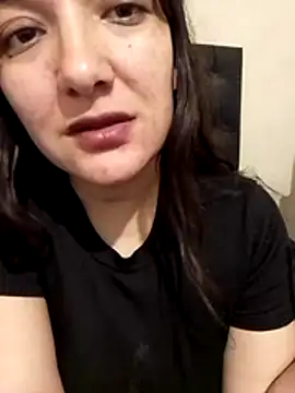 Snapshot of AnnaAmapola chatting on 07.17.26 AnnaAmapola online show from 07.17.26