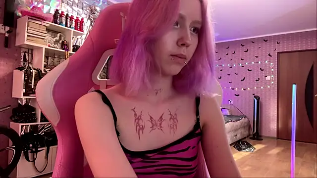 lonely bunny online show from 07.11.26