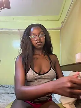 Snapshot of Ebonymuse chatting on 07.21.26 Ebonymuse online show from 07.21.26