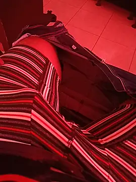 Snapshot of moro9595 chatting on 07.18.26 moro9595 online show from 07.18.26