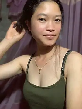 LilyLily68 online show from 08.05.26