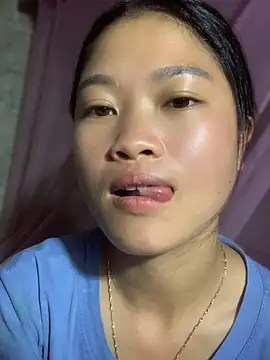 LilyLily68 online show from 08.06.26