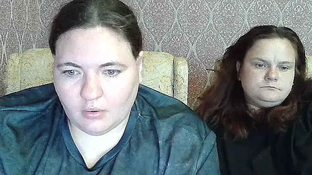 Snapshot of AlbertaAndSharon chatting on 07.13.26 AlbertaAndSharon online show from 07.13.26