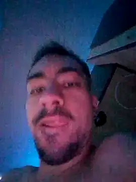 Snapshot of FUT1BINE chatting on 07.20.26 FUT1BINE online show from 07.20.26