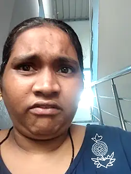 Snapshot of RiyaHot chatting on 07.15.26 RiyaHot online show from 07.15.26