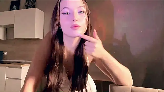 Snapshot of lil_LYA_23 chatting on 07.16.26 lil LYA 23 online show from 07.16.26
