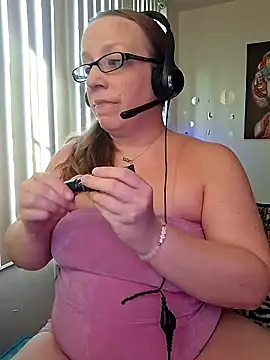 XxMs StarzxX online show from 04.14.26