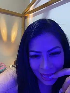 Snapshot of Leidy09Z chatting on 07.17.26 Leidy09Z online show from 07.17.26