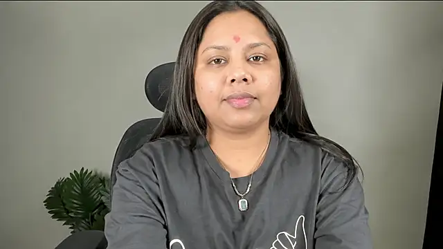 Snapshot of mohini_live chatting on 07.17.26 mohini live online show from 07.17.26