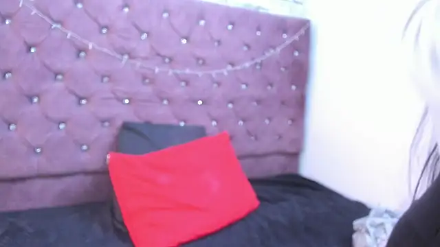 gabriela grace online show from 10.22.25