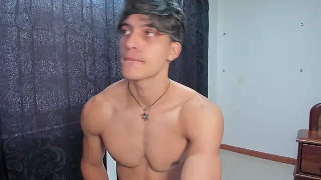 Snapshot of Corey_Vale chatting on 07.21.26 Corey Vale online show from 07.21.26