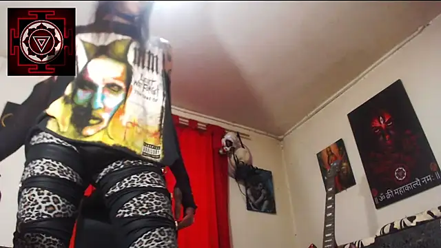 Snapshot of Amanda_Valeska chatting on 01.26.25 Amanda Valeska online show from 01.26.25