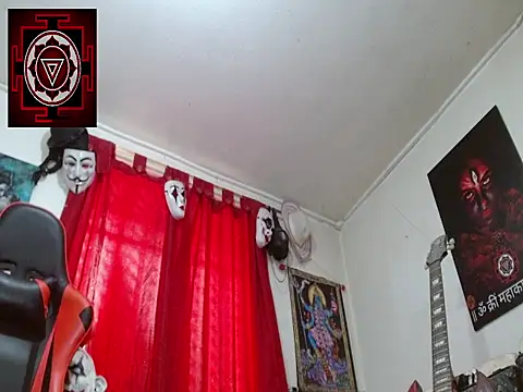 Snapshot of Amanda_Valeska chatting on 09.25.25 Amanda Valeska online show from 09.25.25