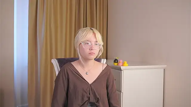 ErlineKaszinski online show from 07.25.26