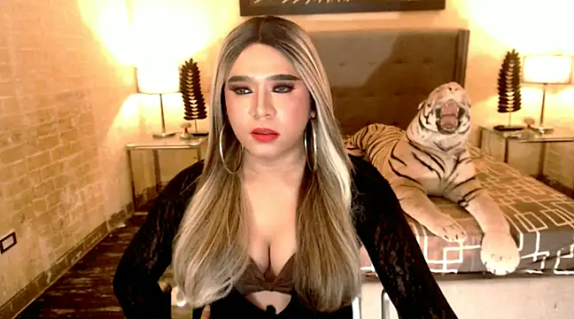 BigCumHuntersxx online show from 02.11.25