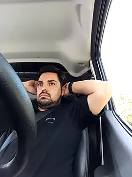 Snapshot of robredoj chatting on 10.29.25 robredoj online show from 10.29.25