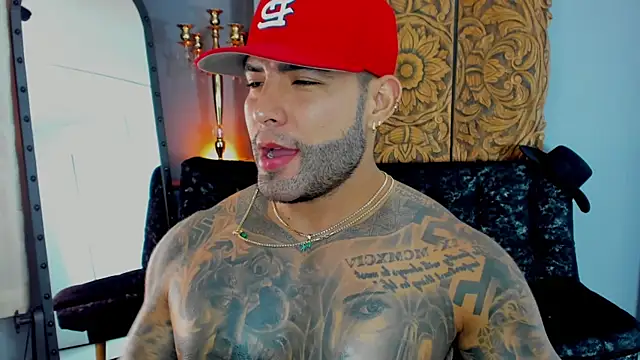 Aaron Vega online show from 08.04.26