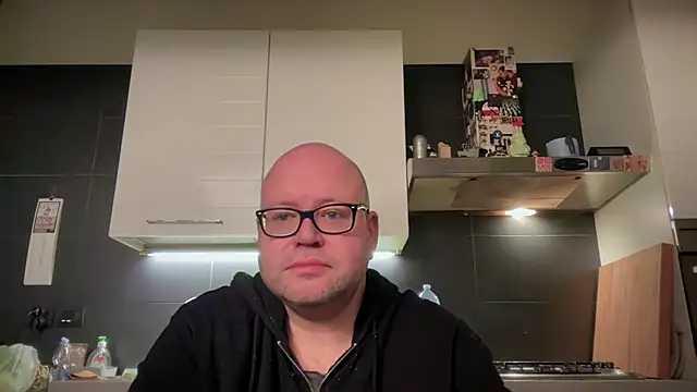 theitalianbear online show from 02.04.25