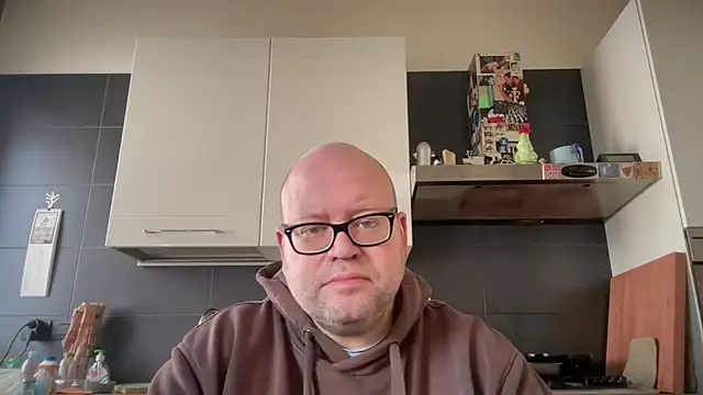 theitalianbear online show from 02.26.25