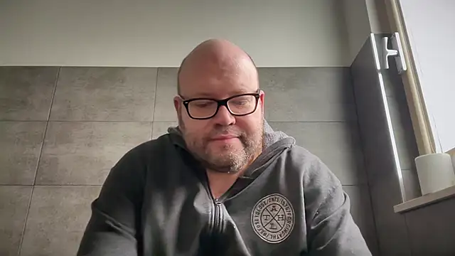 theitalianbear online show from 10.03.25