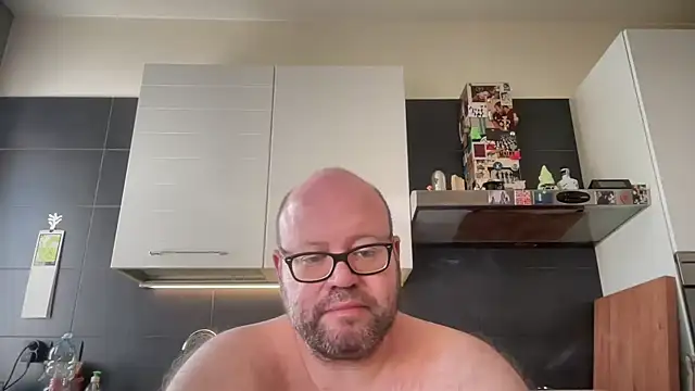 theitalianbear online show from 05.12.26