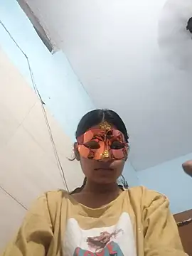 Snapshot of Queen-Rakhi chatting on 08.03.26 Queen-Rakhi online show from 08.03.26