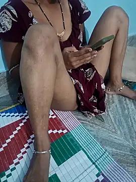 MEERA8008 online show from 08.06.26