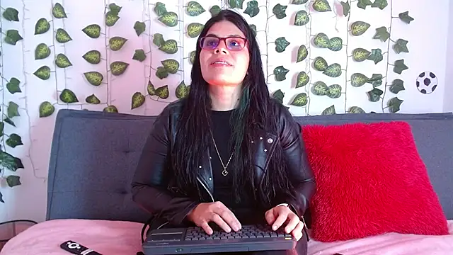 isabella black1 online show from 08.03.26