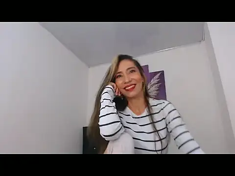 luna sexth online show from 07.30.26