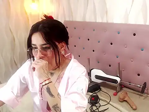 NixieXlove online show from 08.05.26
